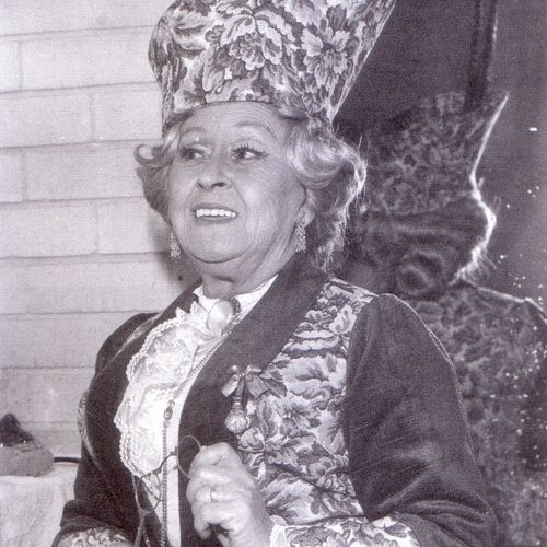 Babette's QTC debut as Lady Bracknell in The Importance of Being Earnest, 1975.